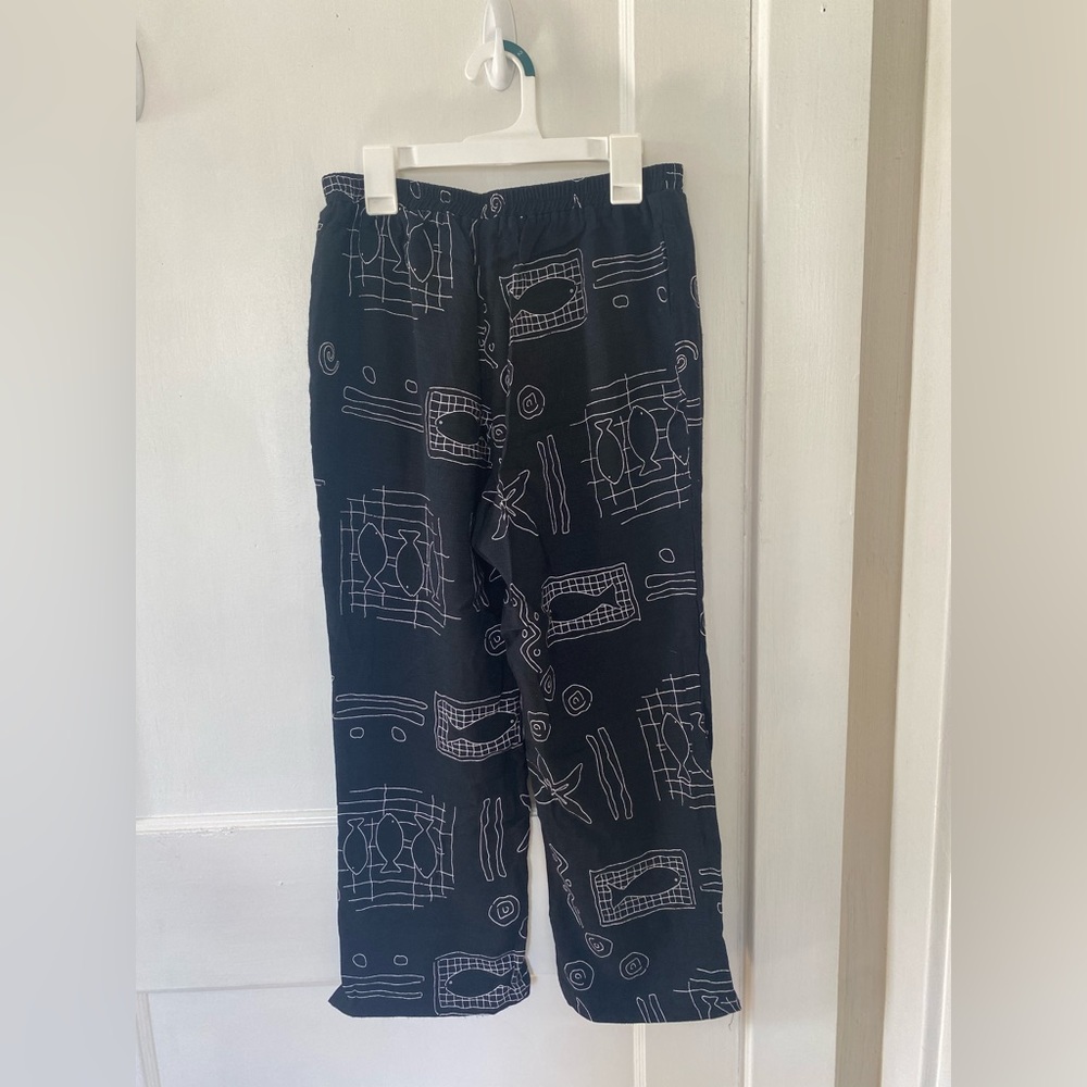 Fenini black and white capris